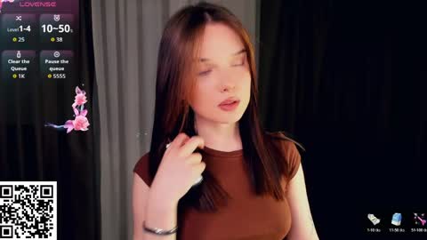 Emily - online show from 06/07/26, 06:44