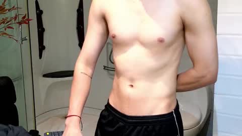 Snapshot of region911 chatting on 03/24/26, 08:58 region911 online show from 03/24/26, 08:58