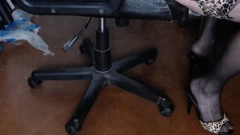 Snapshot of regnerfsky chatting on 01/26/25, 09:40 RegNerfsky online show from 01/26/25, 09:40