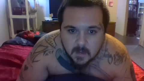 Snapshot of reheadspuppet chatting on 01/14/25, 03:04 reheadspuppet online show from 01/14/25, 03:04