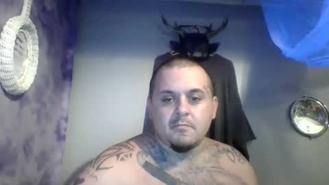 Snapshot of reheadspuppet chatting on 12/04/25, 07:28 reheadspuppet online show from 12/04/25, 07:28