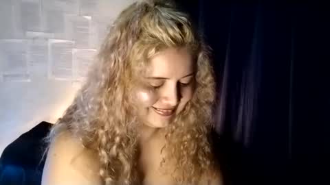 Tania Nixx online show from 03/08/25, 05:59