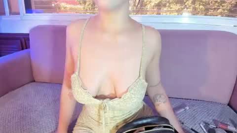Snapshot of reiayanamy chatting on 06/10/26, 08:30 Rei Ayanami online show from 06/10/26, 08:30