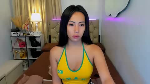 Snapshot of reighnempress chatting on 03/06/25, 01:48 reighnempress online show from 03/06/25, 01:48