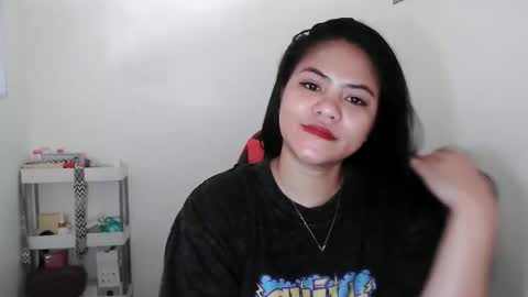 reign2525 online show from 11/21/25, 02:54