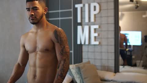 Reik online show from 11/22/25, 12:15