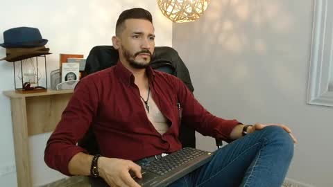   REIKO  online show from 02/25/25, 08:19