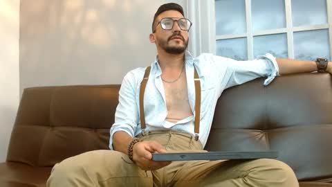   REIKO  online show from 03/05/25, 08:00