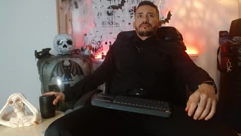   REIKO  online show from 10/24/25, 03:52