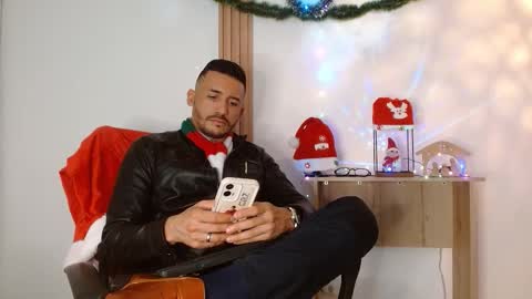   REIKO  online show from 12/02/25, 05:19