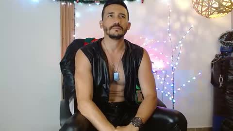   REIKO  online show from 12/17/25, 04:02