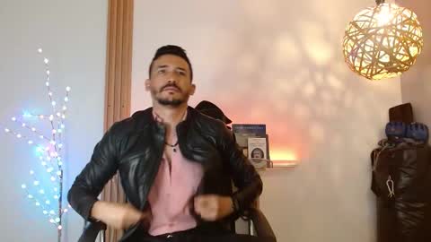   REIKO  online show from 01/08/26, 03:03