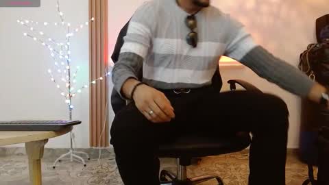   REIKO  online show from 01/16/26, 03:49