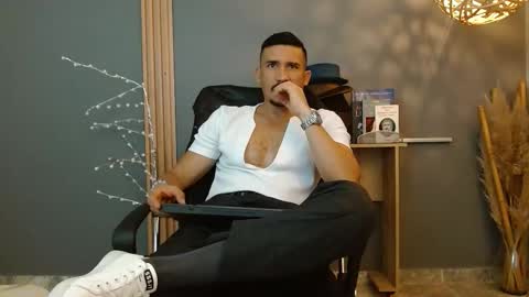   REIKO  online show from 02/13/26, 02:57