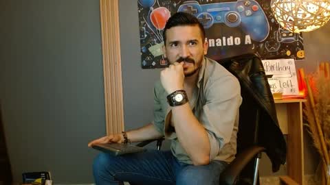   REIKO  online show from 04/11/26, 07:18