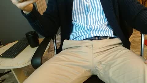   REIKO  online show from 04/16/26, 03:57