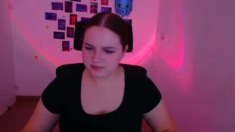 Reina online show from 02/20/26, 01:11