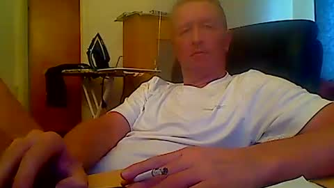 Snapshot of reini7211 chatting on 01/17/25, 09:39 reini7211 online show from 01/17/25, 09:39