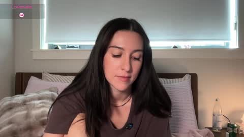 Remi online show from 06/05/26, 12:17