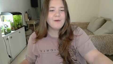 Snapshot of remirann_ chatting on 02/26/25, 12:14 Ann OF - remirann21 online show from 02/26/25, 12:14