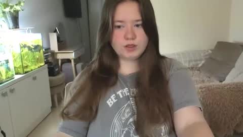 Snapshot of remirann_ chatting on 11/02/25, 05:21 Ann OF - remirann21 online show from 11/02/25, 05:21