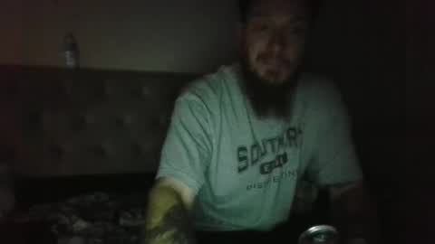 Snapshot of remshotdt chatting on 01/16/25, 01:04 remshotdt online show from 01/16/25, 01:04