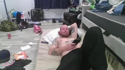 Snapshot of remshotdt chatting on 02/22/25, 11:57 remshotdt online show from 02/22/25, 11:57