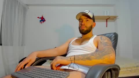 Snapshot of remy_sten chatting on 10/29/25, 11:39 Rmy Steen online show from 10/29/25, 11:39