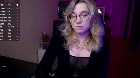 Snapshot of remywild chatting on 12/14/24, 07:25 RemyWild online show from 12/14/24, 07:25