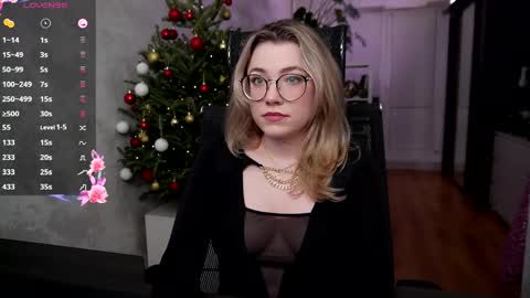 Snapshot of remywild chatting on 01/16/25, 06:37 RemyWild online show from 01/16/25, 06:37