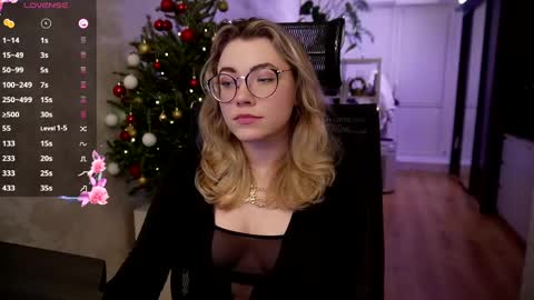 Snapshot of remywild chatting on 01/18/25, 07:04 RemyWild online show from 01/18/25, 07:04