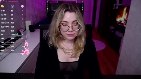 Snapshot of remywild chatting on 03/01/25, 12:07 RemyWild online show from 03/01/25, 12:07