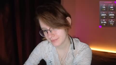 Snapshot of renaeblaski chatting on 05/18/26, 07:20 Claire online show from 05/18/26, 07:20