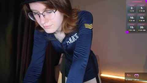 Snapshot of renaeblaski chatting on 05/28/26, 05:10 Claire online show from 05/28/26, 05:10