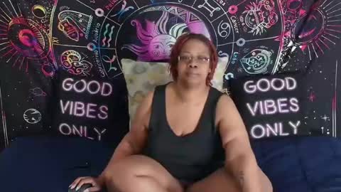 Snapshot of renaecumsalot chatting on 06/17/26, 03:57 RenaeCumsAlot online show from 06/17/26, 03:57