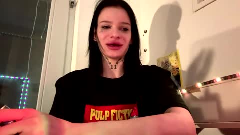 Snapshot of renaegironda chatting on 03/30/26, 07:48 Emma online show from 03/30/26, 07:48