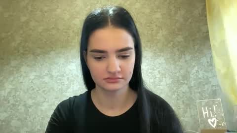 Snapshot of renata_a1 chatting on 10/20/25, 10:27 Renata online show from 10/20/25, 10:27