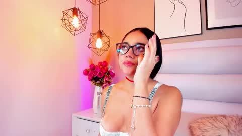 Renata Vale28 online show from 02/20/26, 07:36