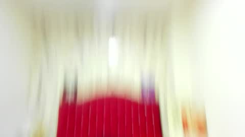 Snapshot of renata_valentina chatting on 04/19/26, 11:42 RENATA VALENTINA online show from 04/19/26, 11:42