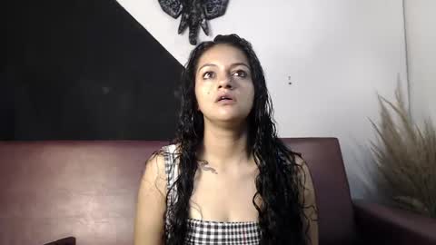 Snapshot of renata_voss chatting on 08/04/26, 12:52 renata_voss online show from 08/04/26, 12:52