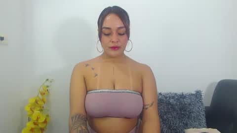 renatabrownn28 online show from 03/10/26, 06:29
