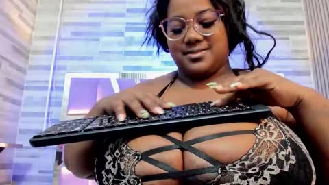 nataly online show from 02/18/26, 11:50