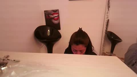 renataj online show from 09/17/25, 06:09