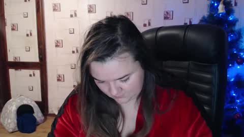 renataoia online show from 01/04/25, 04:22