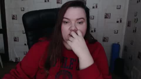 renataoia online show from 02/11/26, 04:01