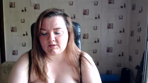 Snapshot of renataoia chatting on 07/19/26, 01:48 renataoia online show from 07/19/26, 01:48