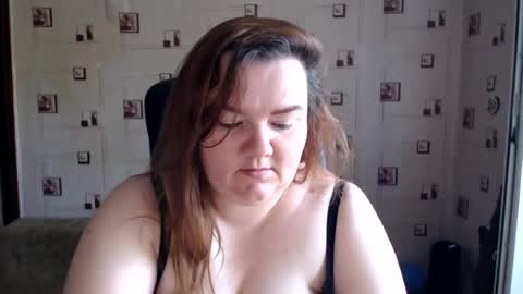 Snapshot of renataoia chatting on 07/20/26, 11:23 renataoia online show from 07/20/26, 11:23