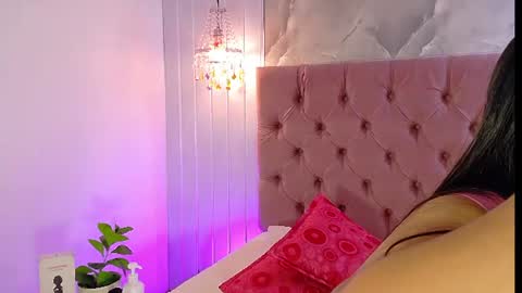 RenataPeach online show from 06/10/26, 02:45