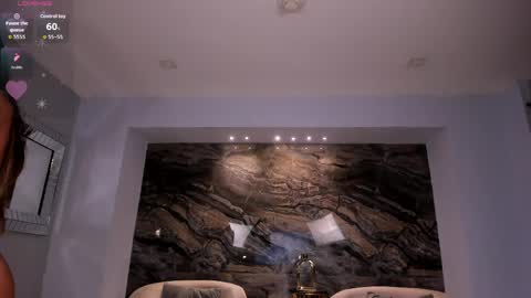 Renata Reyes online show from 03/23/26, 11:25