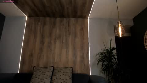 Renata Reyes online show from 03/28/26, 11:32